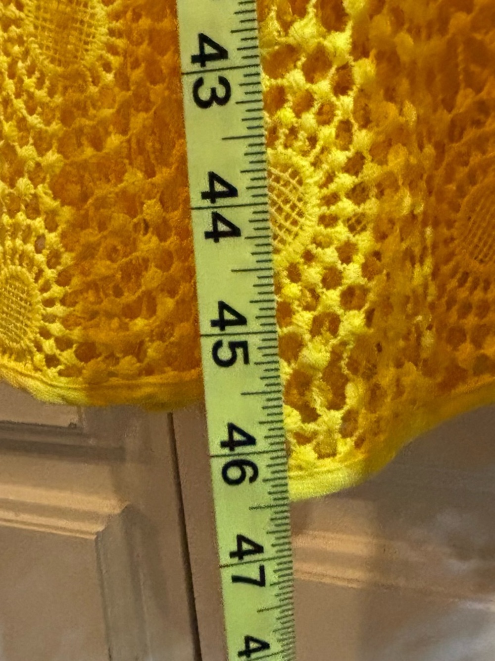 Saylor Leilani Yellow Lace Midi Dress Ruffle V Neck Cutout EUC S - Picture 9 of 13